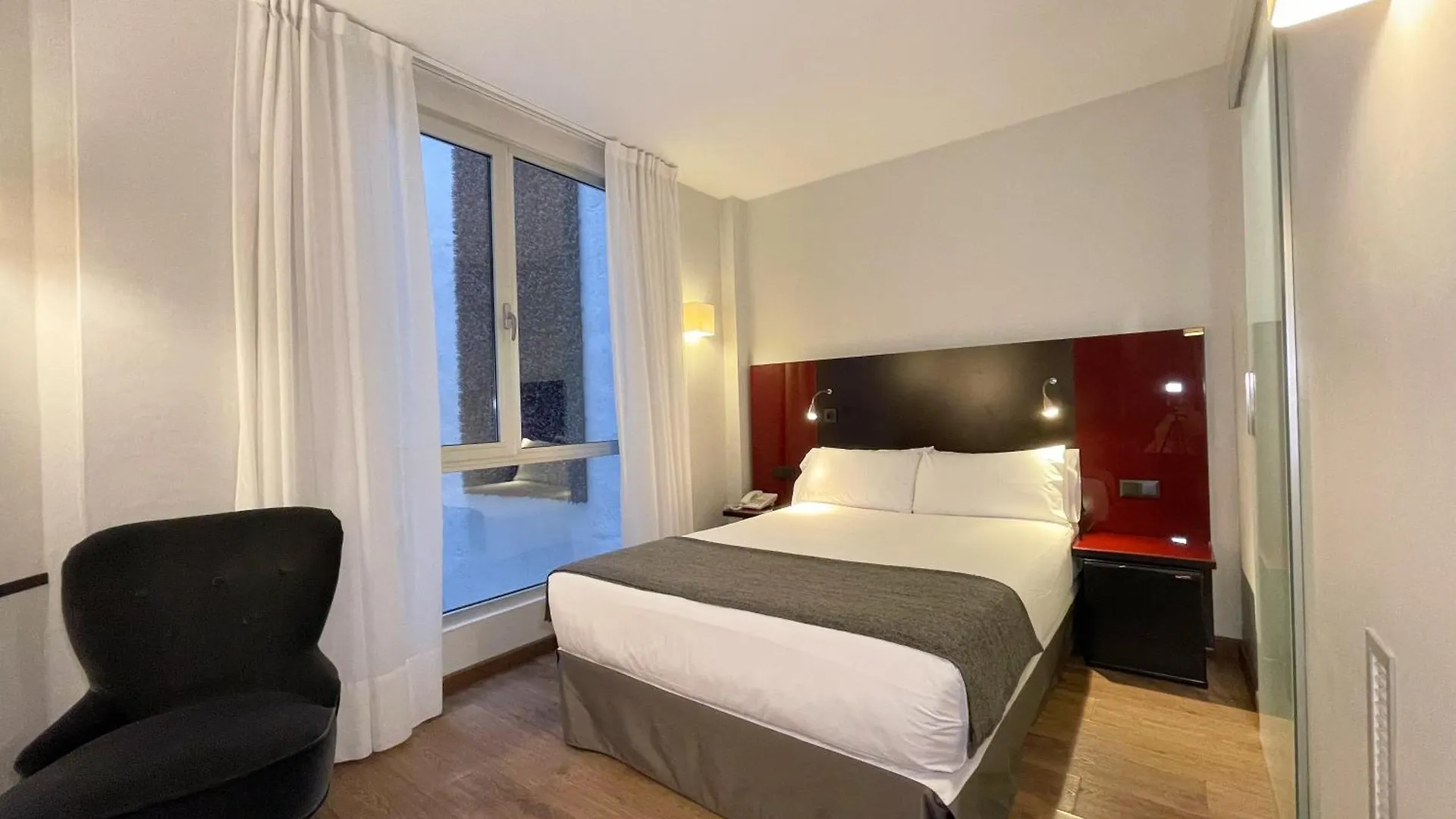 Sm Hotel Sant Antoni Barcelona Spain