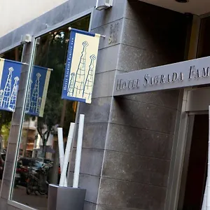3* Otel Sagrada Familia